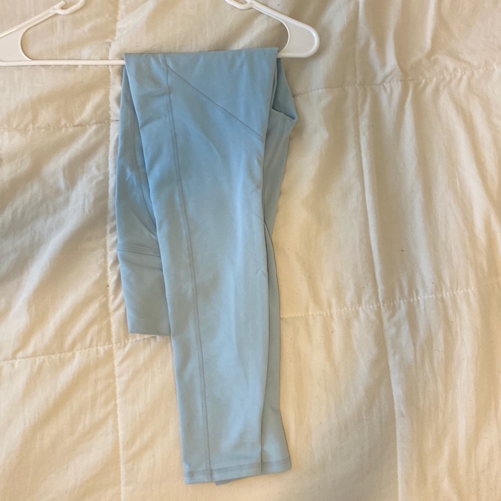 Light blue fabletics power hold leggings